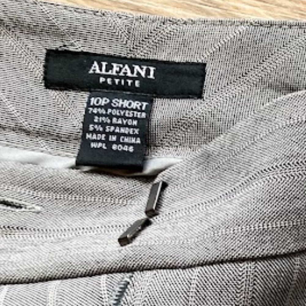 Gray Pinstripe Pants 10 P Short - Picture 5 of 5